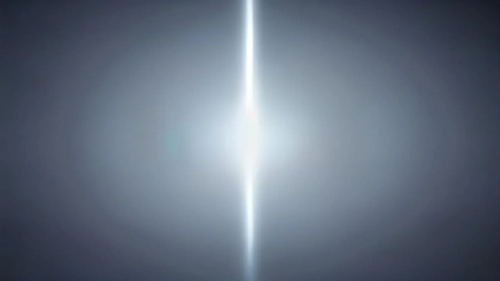 Feixe de luz branca vertical atravessando um fundo escuro com gradiente azul-ardósia, minimalista