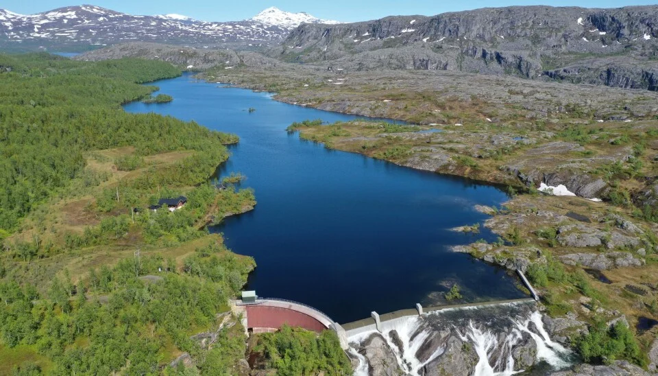 A disponibilidade de energia hidrelétrica abundante e relativamente barata está ajudando a transformar Narvik em um polo de infraestrutura de IA no norte da Noruega.