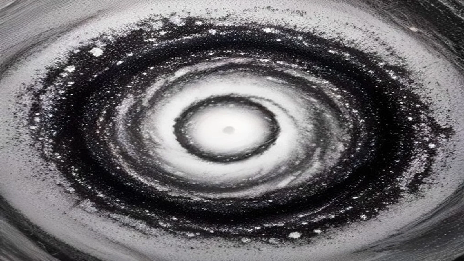 Espiral de linhas finas formando uma galáxia wireframe em preto e branco com núcleo luminoso