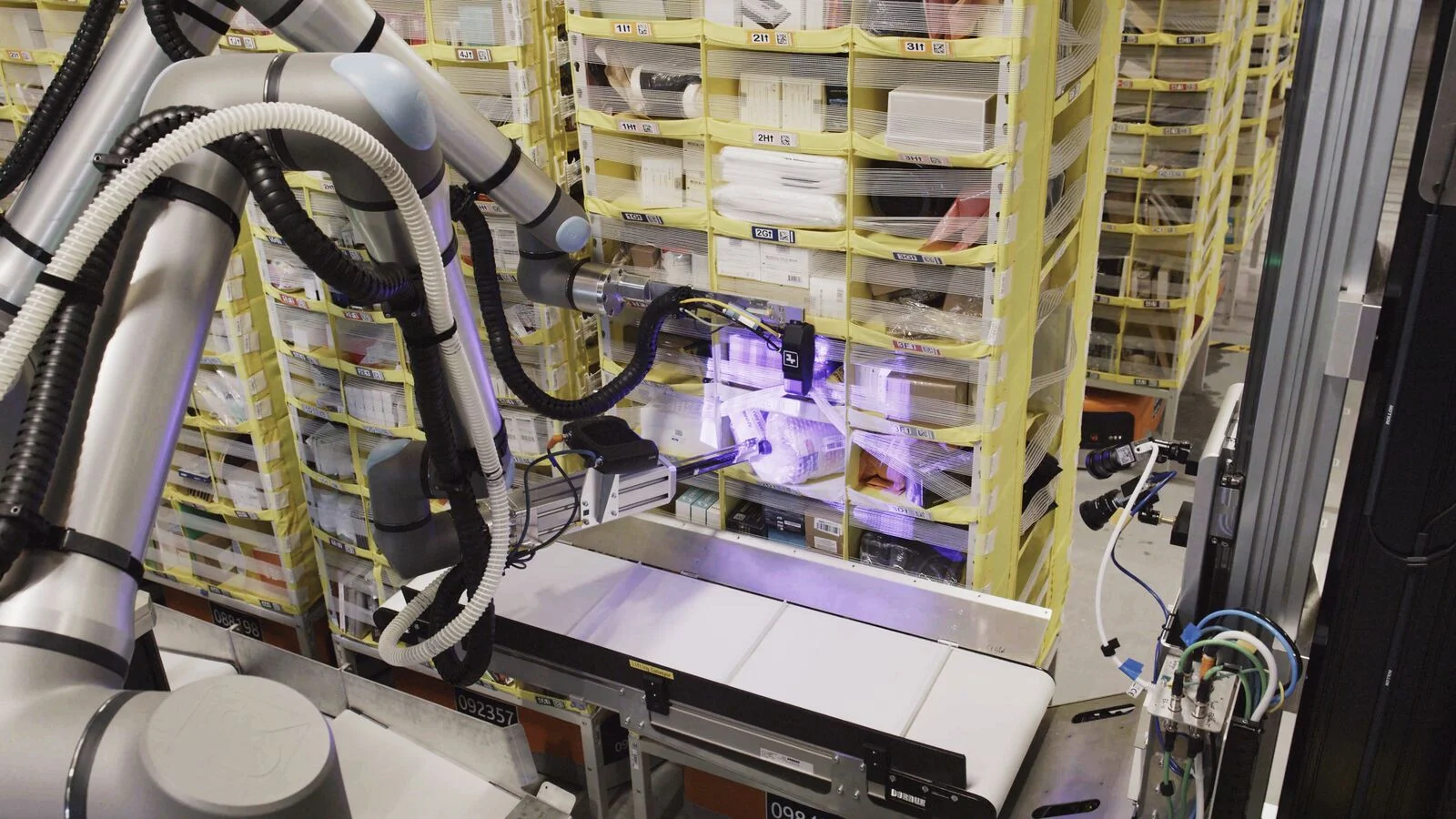 Amazon Vulcan automates the movement of items in the company's distribution centers.